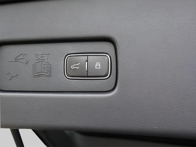 used 2020 Lincoln Aviator car, priced at $31,990