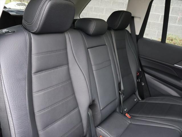 new 2025 Mercedes-Benz GLS 450 car, priced at $98,845