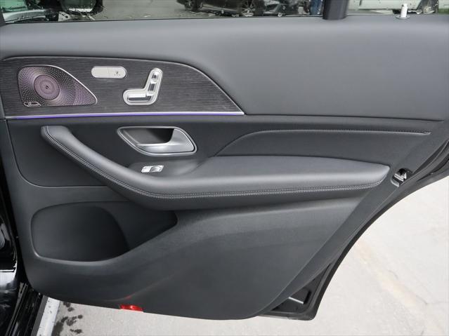 new 2025 Mercedes-Benz GLS 450 car, priced at $98,845