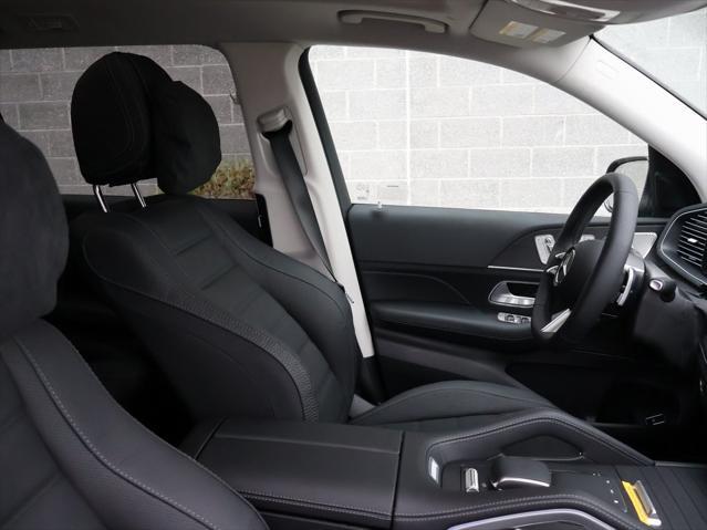 new 2025 Mercedes-Benz GLS 450 car, priced at $98,845