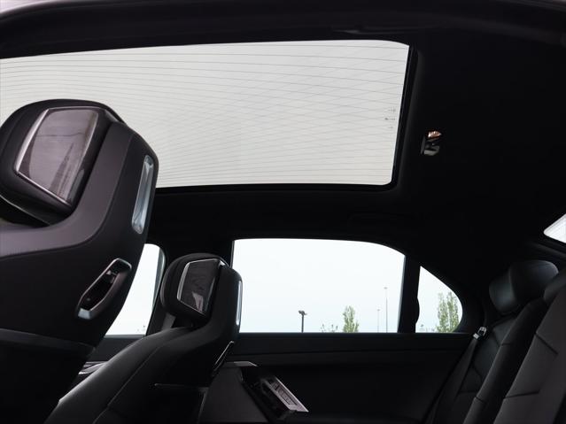 used 2024 BMW 760 car