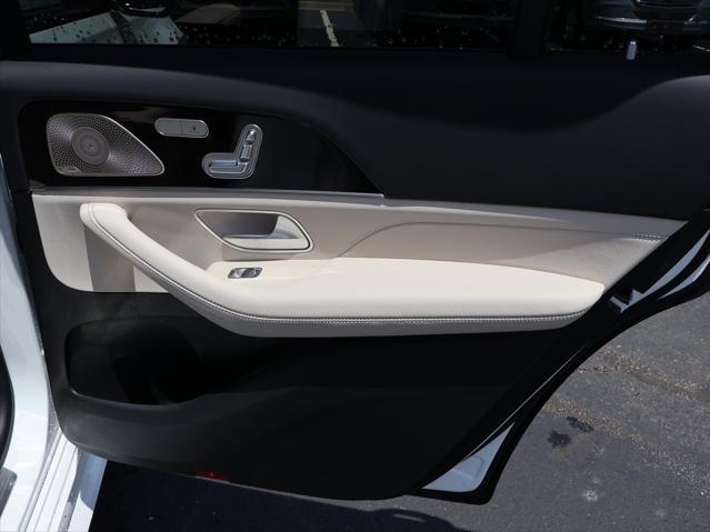 new 2025 Mercedes-Benz GLS 450 car, priced at $103,955
