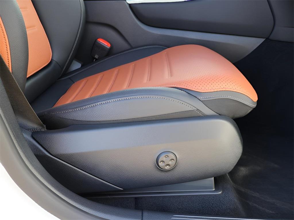 used 2025 Mercedes-Benz GLC 300 car, priced at $55,990