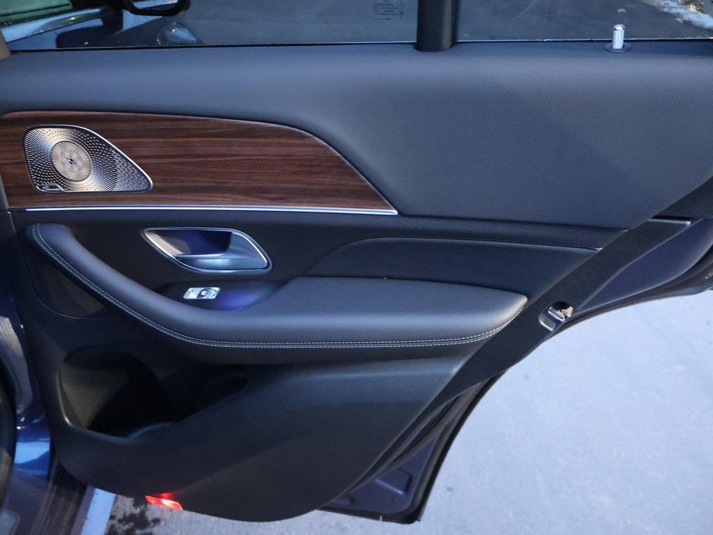 new 2026 Mercedes-Benz GLE 450 car, priced at $83,135