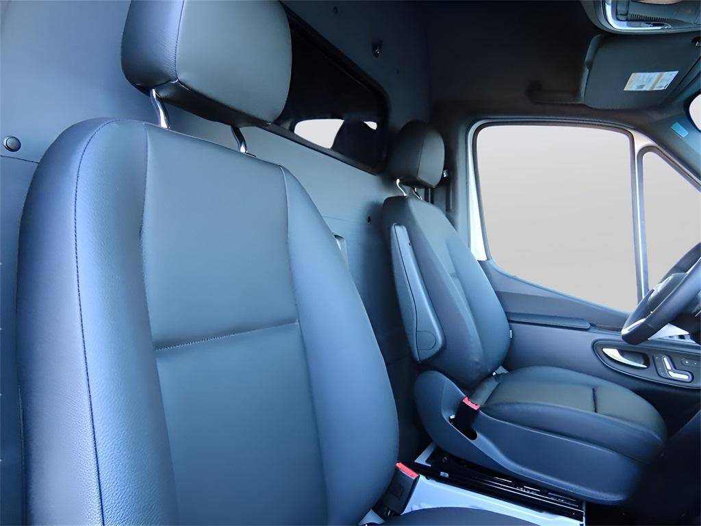 used 2024 Mercedes-Benz Sprinter 2500 car, priced at $43,339