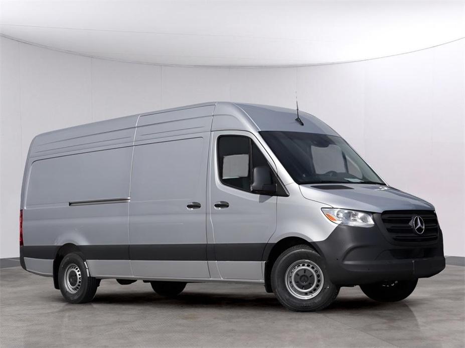 new 2024 Mercedes-Benz Sprinter 2500 car, priced at $68,332