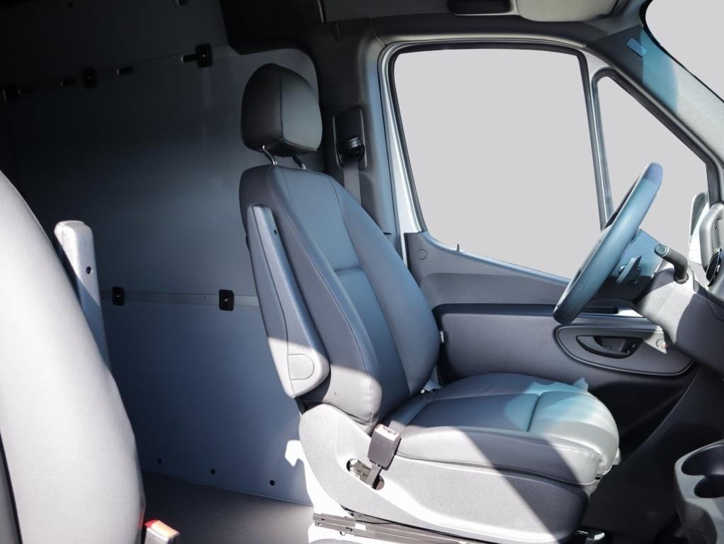 new 2024 Mercedes-Benz Sprinter 2500 car, priced at $68,332