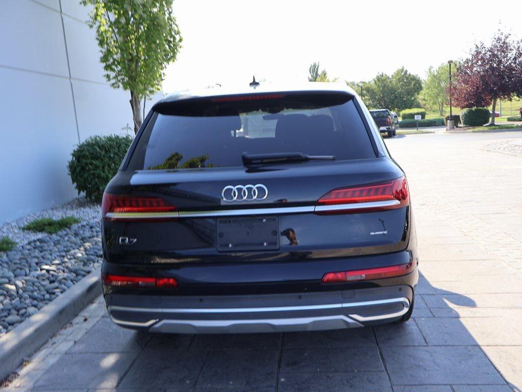 used 2022 Audi Q7 car