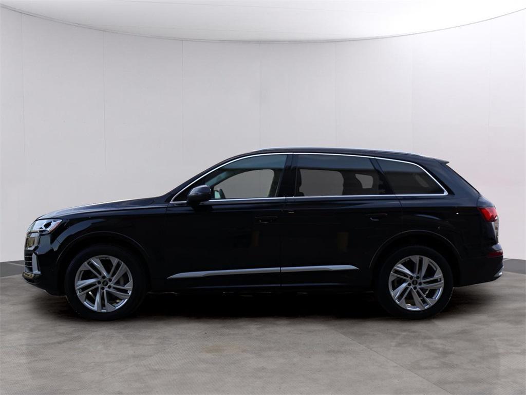 used 2022 Audi Q7 car, priced at $35,790