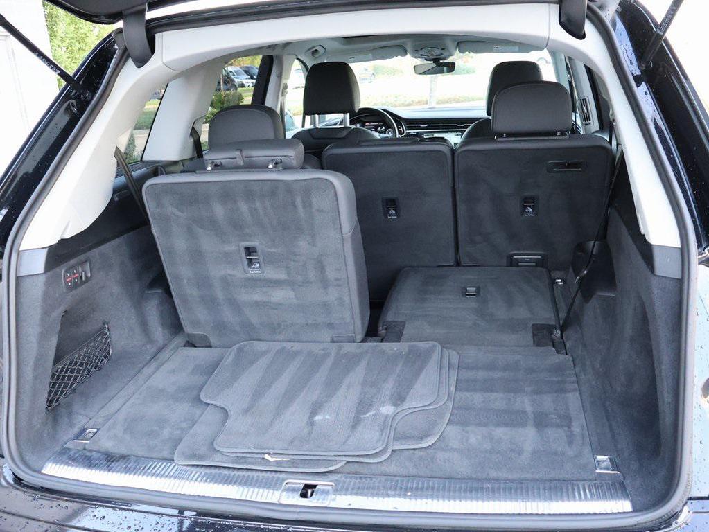 used 2022 Audi Q7 car, priced at $35,990