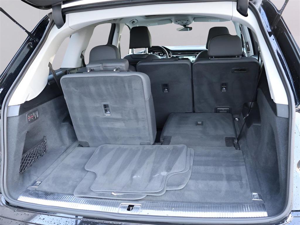 used 2022 Audi Q7 car, priced at $35,790
