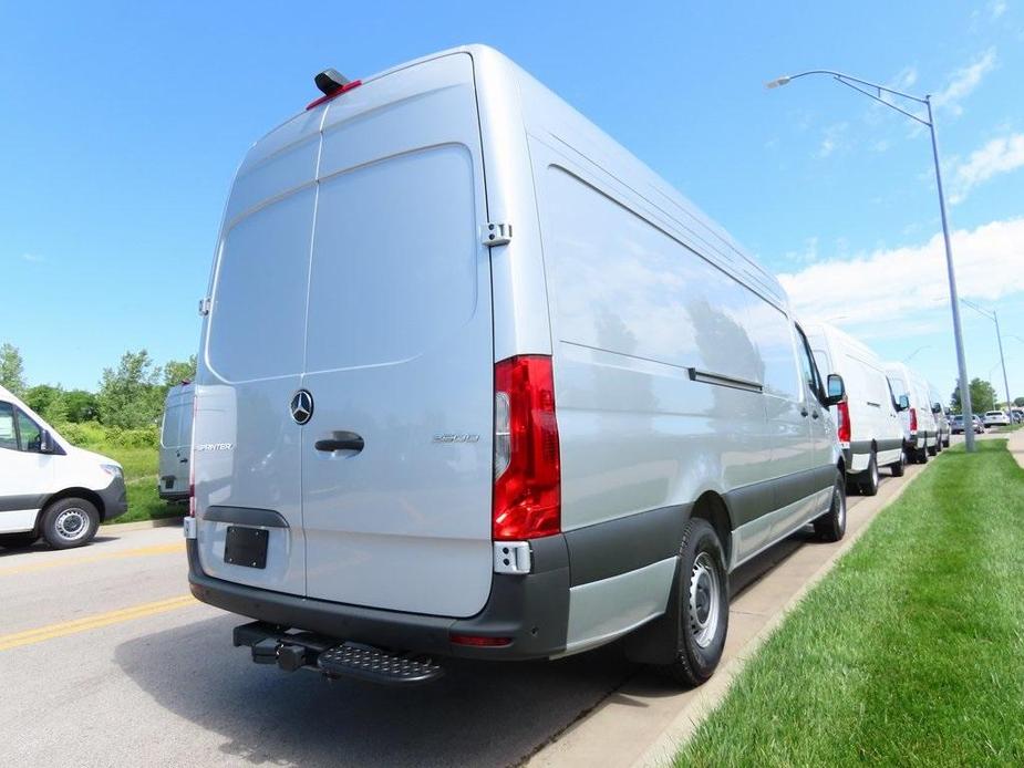 new 2024 Mercedes-Benz Sprinter 2500 car, priced at $69,195