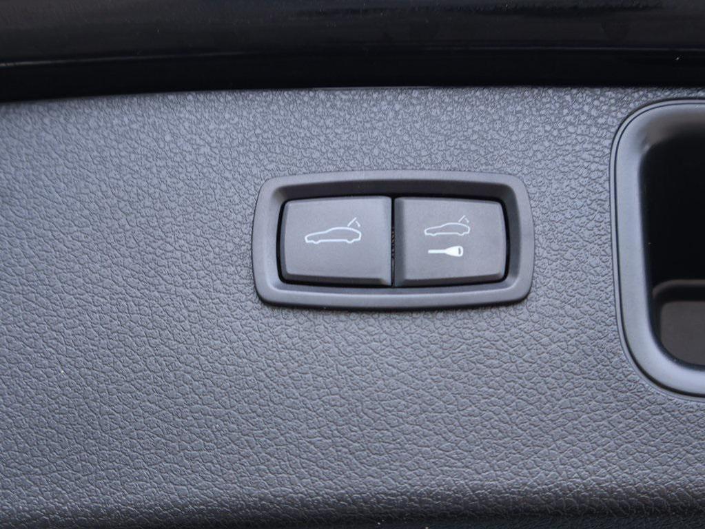 used 2019 Porsche Macan car, priced at $38,990