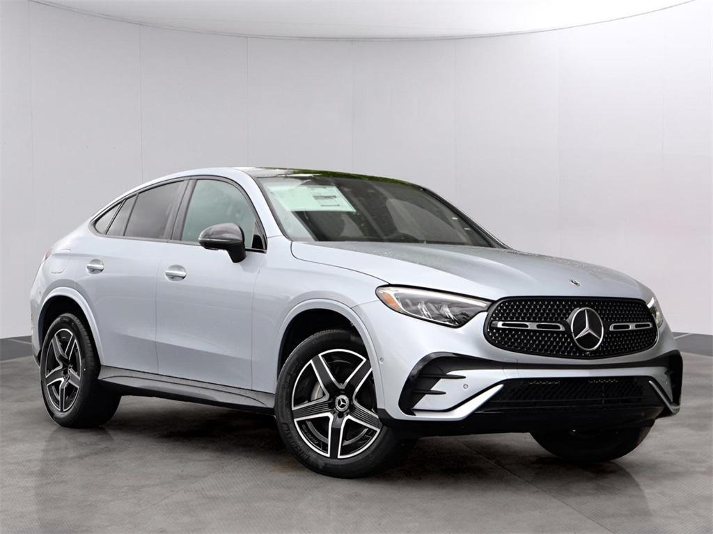 new 2025 Mercedes-Benz GLC 300 car, priced at $67,735