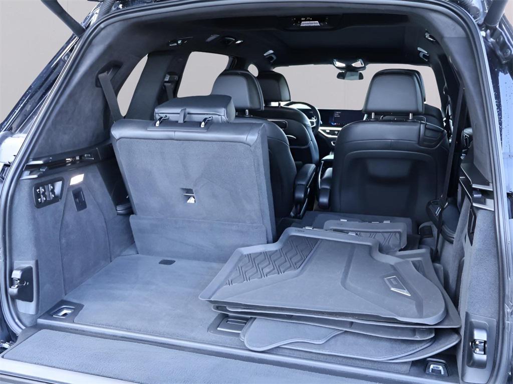 used 2024 BMW X7 car, priced at $82,990