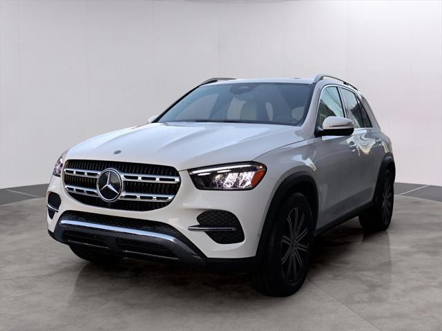 new 2025 Mercedes-Benz GLE 450 car, priced at $73,745