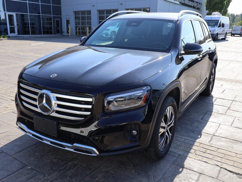 used 2025 Mercedes-Benz GLB 250 car, priced at $42,990