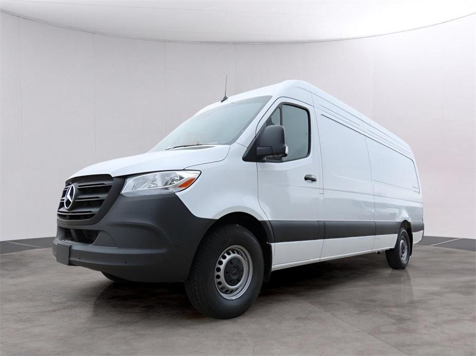 new 2024 Mercedes-Benz Sprinter 2500 car, priced at $68,050