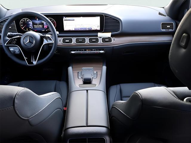 new 2025 Mercedes-Benz GLE 450 car, priced at $75,795
