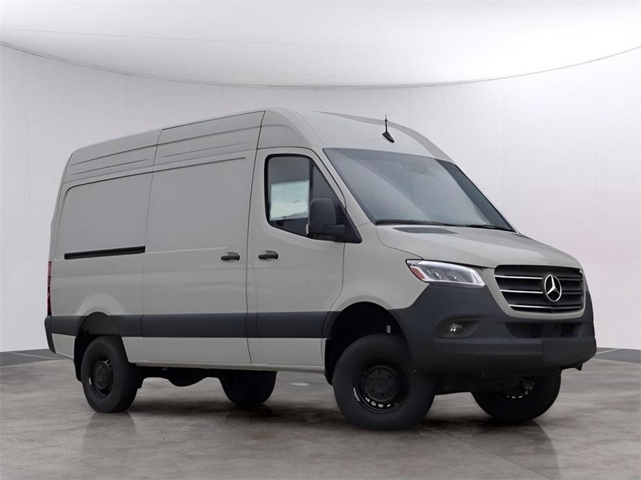 new 2024 Mercedes-Benz Sprinter 2500 car, priced at $82,136