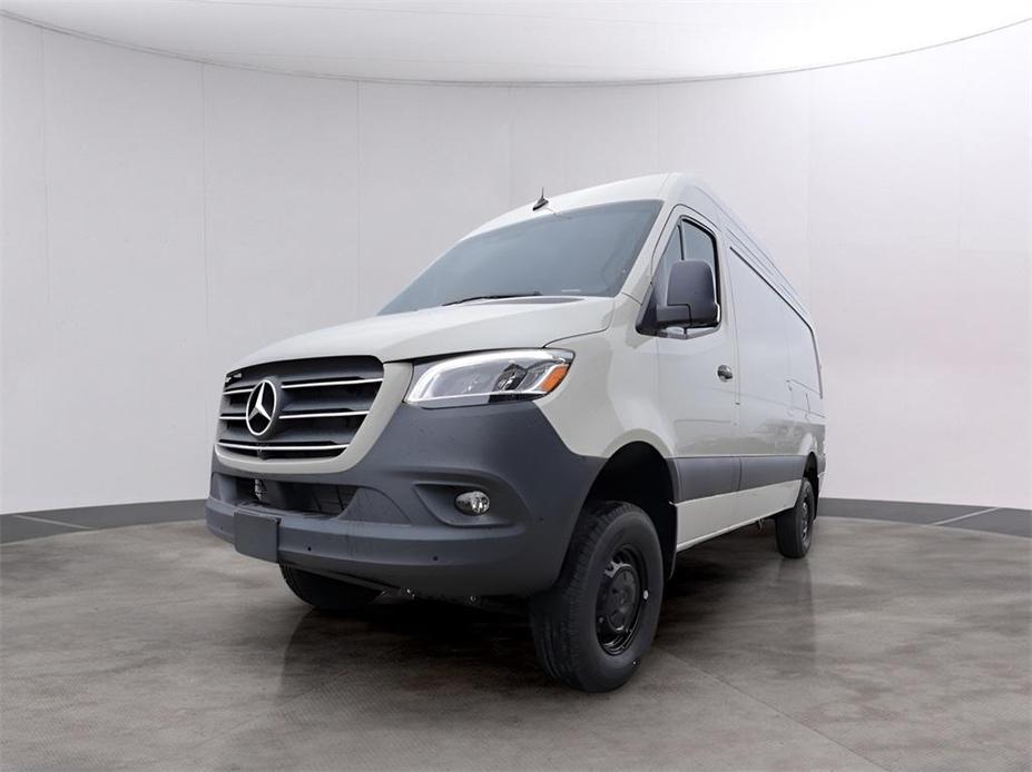 new 2024 Mercedes-Benz Sprinter 2500 car, priced at $82,136