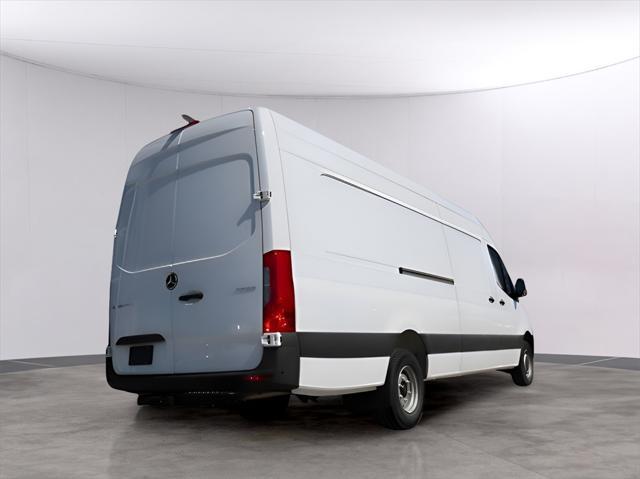 new 2024 Mercedes-Benz Sprinter 3500 car, priced at $72,470