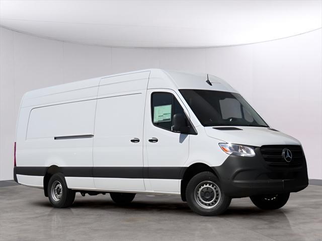 new 2024 Mercedes-Benz Sprinter 3500 car, priced at $72,470