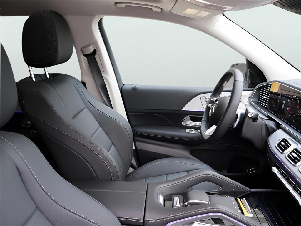 new 2025 Mercedes-Benz GLS 450 car, priced at $95,240