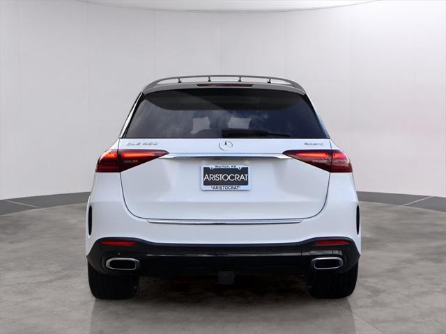 new 2025 Mercedes-Benz GLE 450 car, priced at $90,360