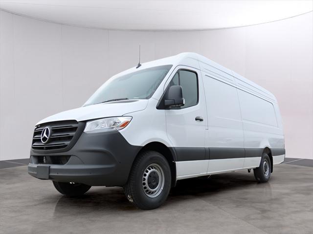 new 2024 Mercedes-Benz Sprinter 2500 car, priced at $70,156