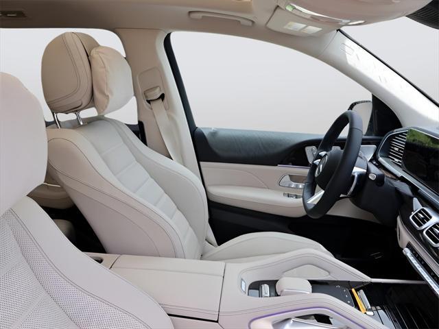 new 2025 Mercedes-Benz GLS 450 car, priced at $102,205