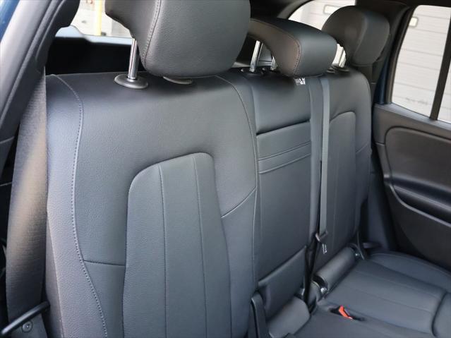 used 2020 Mercedes-Benz GLB 250 car, priced at $30,990