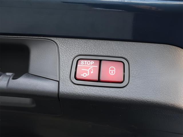 used 2020 Mercedes-Benz GLB 250 car, priced at $30,990