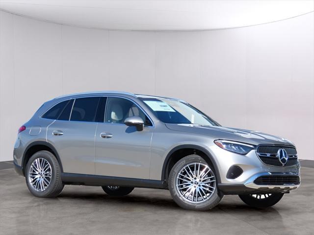 new 2024 Mercedes-Benz GLC 300 car, priced at $57,285