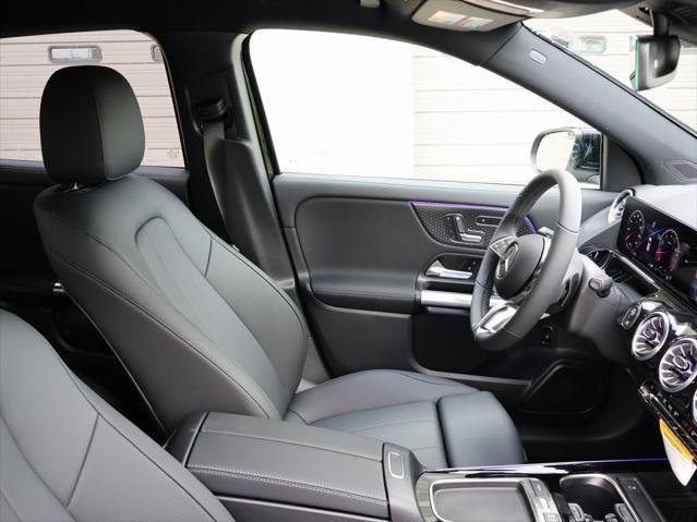new 2025 Mercedes-Benz GLA 250 car, priced at $47,295