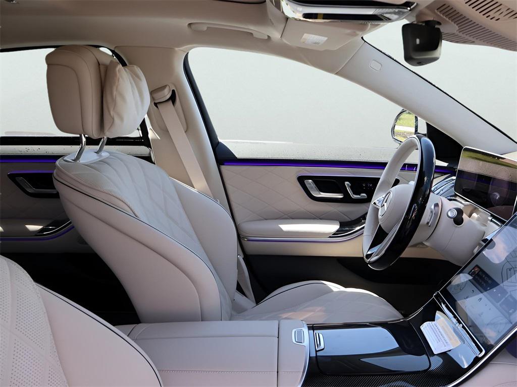 new 2025 Mercedes-Benz S-Class car, priced at $138,615