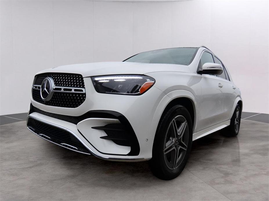 new 2024 Mercedes-Benz GLE 450 car, priced at $83,435