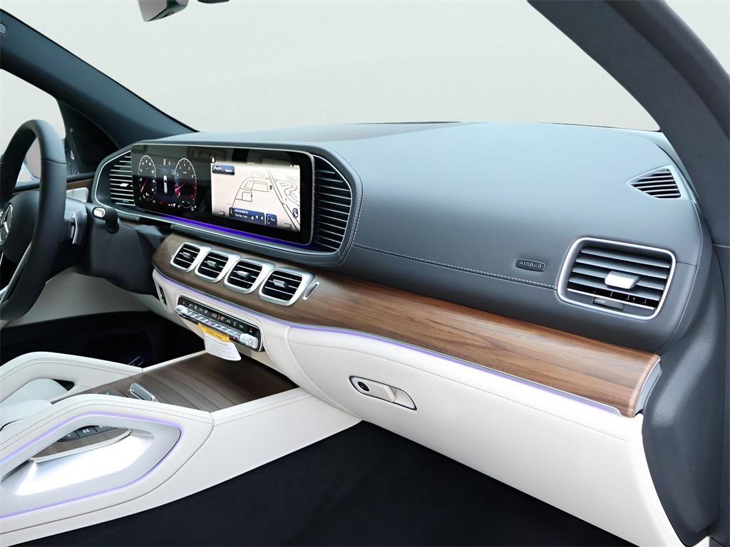 new 2026 Mercedes-Benz GLE 580 car, priced at $103,075