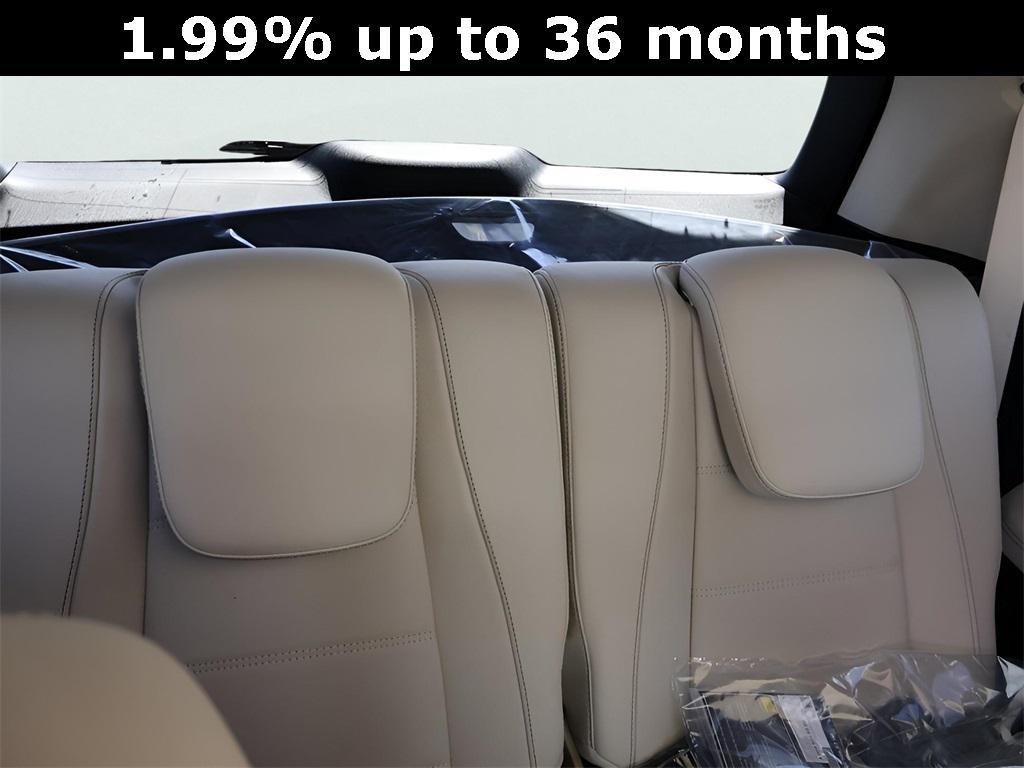 new 2025 Mercedes-Benz GLS 450 car, priced at $99,295