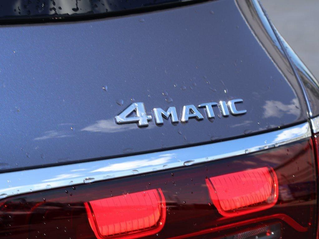new 2025 Mercedes-Benz GLS 450 car, priced at $99,295