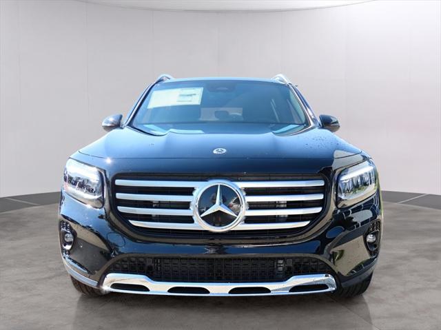 new 2025 Mercedes-Benz GLB 250 car, priced at $50,450