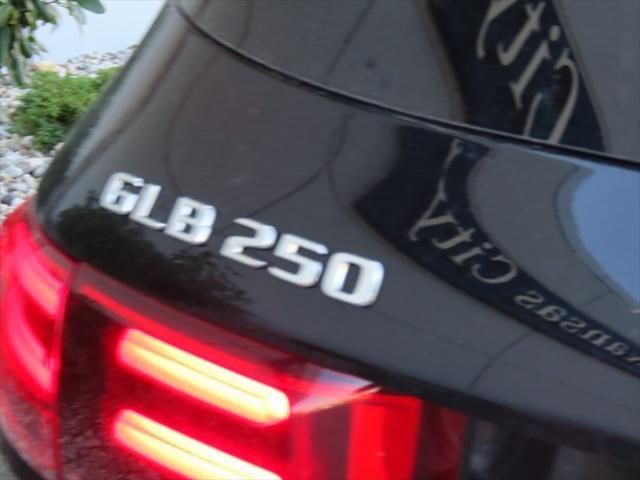 new 2025 Mercedes-Benz GLB 250 car, priced at $50,450