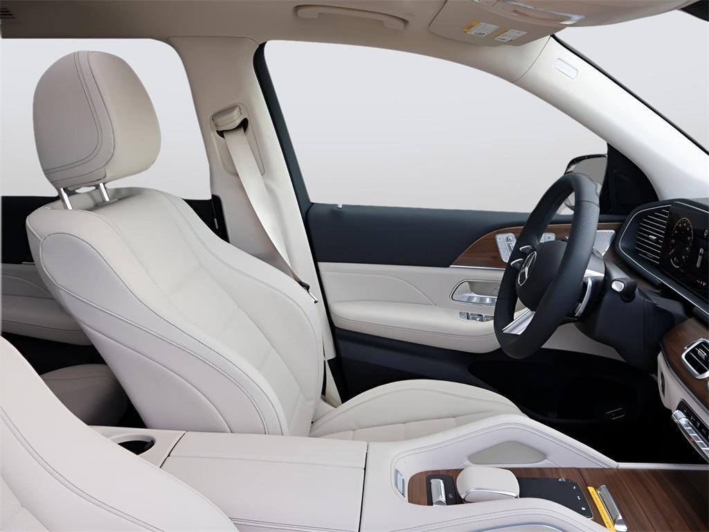 used 2025 Mercedes-Benz GLS 450 car, priced at $87,990