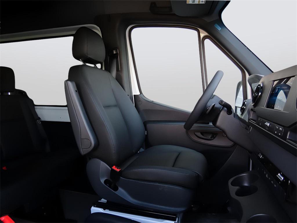 used 2024 Mercedes-Benz Sprinter 2500 car, priced at $47,124