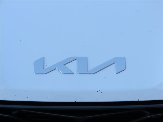 used 2022 Kia K5 car