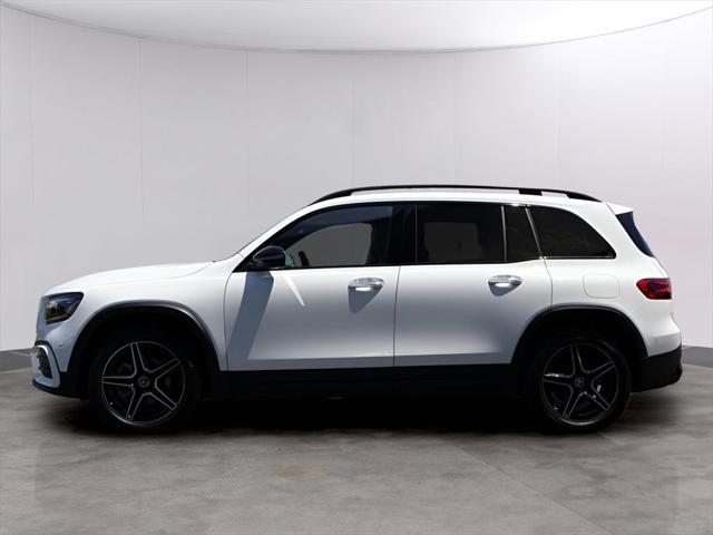 new 2025 Mercedes-Benz GLB 250 car, priced at $55,595