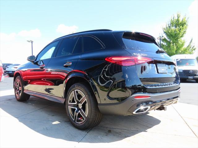 new 2025 Mercedes-Benz GLC 300 car, priced at $61,270