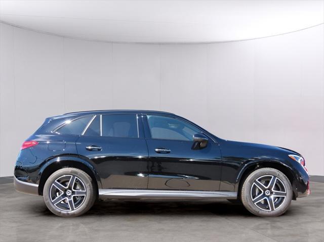 new 2025 Mercedes-Benz GLC 300 car, priced at $61,270