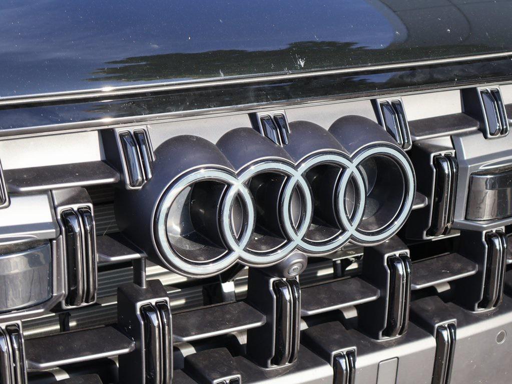 used 2025 Audi Q7 car, priced at $68,990
