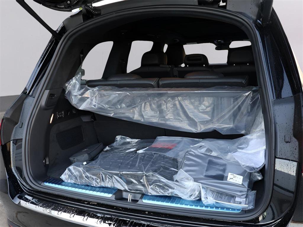 new 2026 Mercedes-Benz AMG GLS 63 car, priced at $164,055